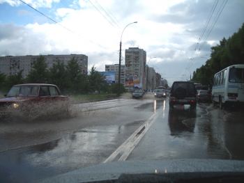 В городе дождь. Ливневая канализация | Авто ВОЛОГДА
