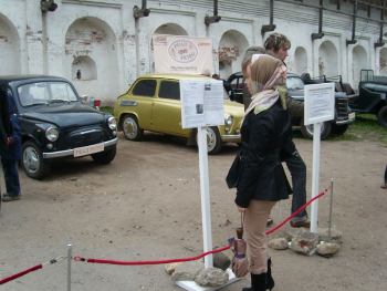 Выставка ретро-автомобилей от клуба "Реал Ретро" в Кремле (2008 май) | № 3